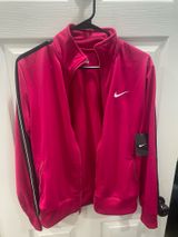 Nike Women’s Jacket Full-Zip Photo 0