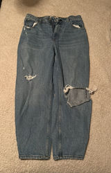 *Well Loved* Abercrombie & Fitch Curve Love Mom Jeans 31/12 Photo 0