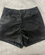Black Leather Shorts Photo 0