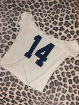 Brandy off the shoulder top Photo 0