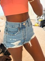 Levi’s 501 Shorts (great condition) - SAME DAY SHIPPING & OPEN TO OFFERS🤗🤗 Photo 0