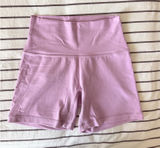 Aritzia Biker Shorts 5" (size 6) Photo 0