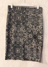 LuLaRoe Cassie Pencil Skirt Womens Large Black Cream Paisley Damask Midi Skirt Photo 0