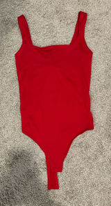 red basic bodysuit Photo 0