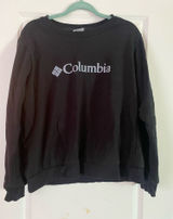 Columbia Women’s Sweatshirt  Photo 0