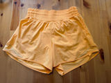 Lululemon Hotty Hot Shorts 4" High-Rise Photo 0