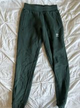 Joggers Photo 0