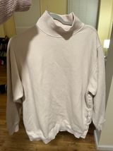 Crewneck Photo 0