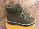 Cliffs by White Mountain Women’s Size 7.5 Olive Green Lace-Up Hiker Ankle Boots Photo 0
