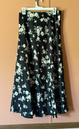State Altar'd Skirt Photo 0