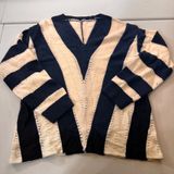 V Neck Striped Knit Sweater Cream Navy Blue‎ M Eyelet coastal fisherman nautical Photo 0