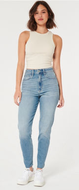 Hollister curvy high-rise mom jean Photo 0