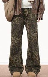 Aelfric Eden ladies leopard print wide leg jeans size 28 Photo 0