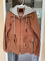 Jacket Photo 0