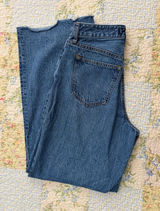 Abercrombie High-Rise Jeans Curve Love Photo 0