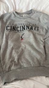 university of cincinnati sweatshirt Photo 0