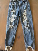 ripped jeans Photo 0