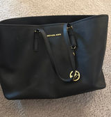 Michael Kors Leather Tote Bag Photo 0