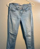 Levi's Y2K Vintage Blue Skinny Jeans with Slim Fit Straight leg SZ 26/30 Denim Photo 0