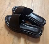 Black platforms Size 5.5 Photo 0