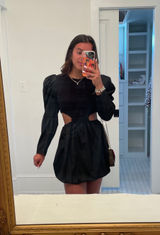 Black Dress Photo 0