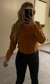 Cropped Long Sleeve Photo 0