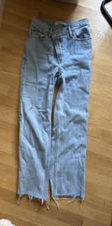 Abercrombie Jeans 90s Straight Ultra High-Rise Photo 0