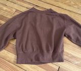 BROWN CREWNECK Photo 0