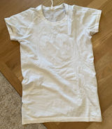 lululemon athletica tee Photo 0