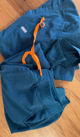 FIGS Set Scrubs Photo 0