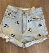 Zara Mickey Mouse shorts  Photo 0