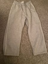 Men’s grey Hollister sweats Photo 0