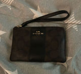 Coach Wristlet Photo 0