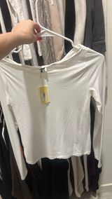 Aritzia Wilfred top Photo 0