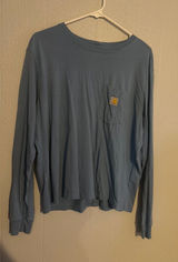 Women’s loose fit Carhartt Long-Sleeve Photo 0