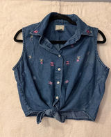 Wrangler Women Vintage Sleeveless Denim Butterfly Embroidered Tie Front Top L Photo 0