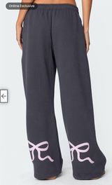 Bow SweatPant Photo 0