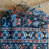 Vera bradley travel toiletries bag like new. Photo 0