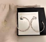 Kendra Scott Earrings Photo 0