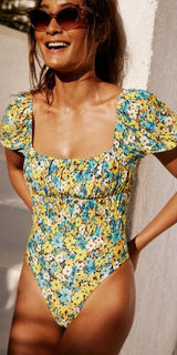 L*Space Marilyn One Piece in Daisy Diamond Sz 6 Floral Vacation Beach Photo 0