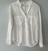 Cloth & Stone Tencel Button Down Shirt Raw hem and pockets Size Small White Photo 0