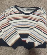 American Eagle Sweater Outfitters Photo 0