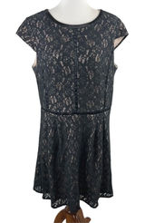 R&K Black Floral Lace Fit and Flare Cap Sleeve Dress Satin Trim Size 18 Photo 0