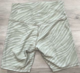 Lululemon Align Short 8" Le Tigre Camo Green Fern Multi Photo 0