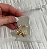 Gold Heart Earrings Photo 0