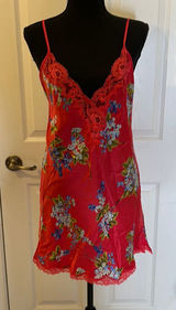 Victoria’s Secret size medium hot pink floral night gown with lace trim Photo 0