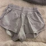Lululemon White Low-Rise Hotty Hots 2.5” Photo 0