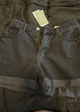 H And M Mom Fit High Waist Black Shorts Photo 0