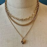Gold tone triple chain heart locket pendant necklace Photo 0