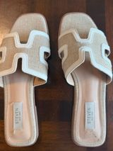 Steve Madden Beige and White Cutout Slide Mules Photo 0